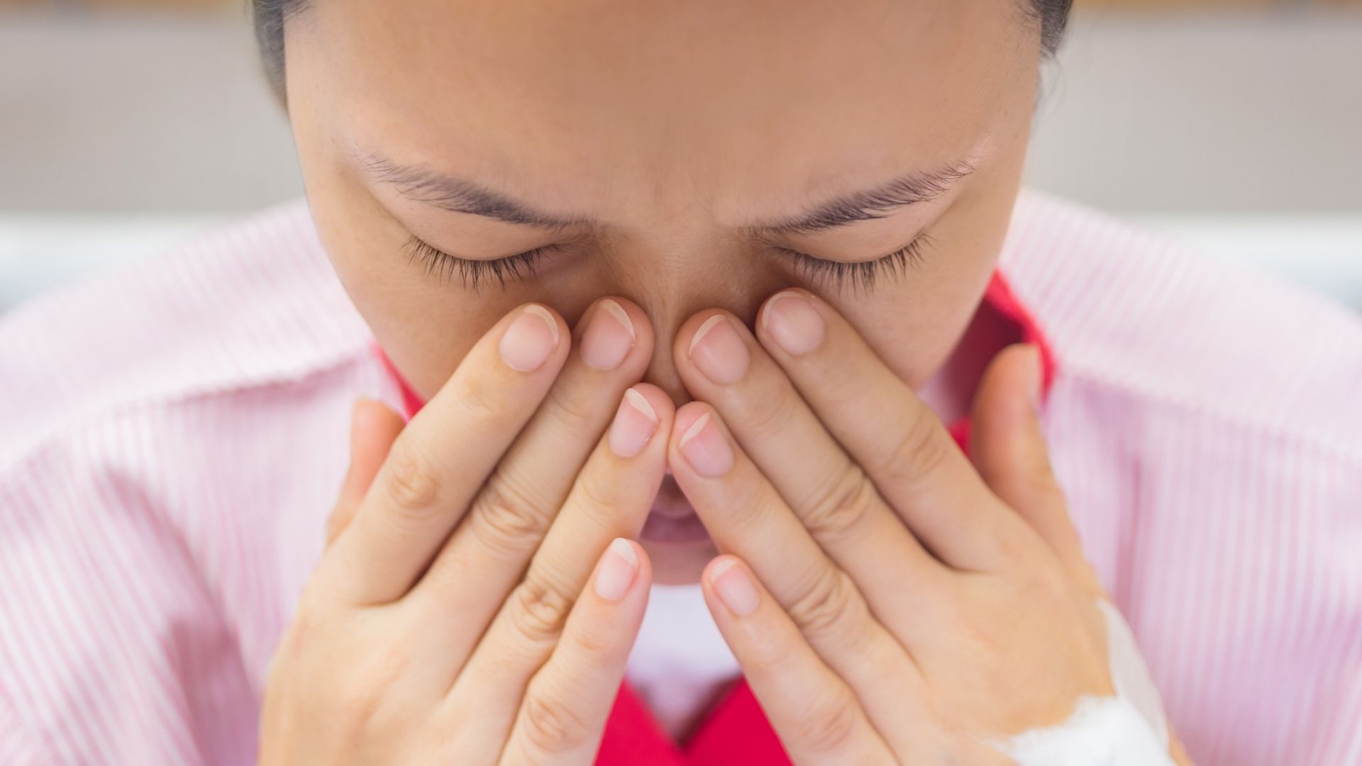 Chronic Rhinitis: What Causes It & Can It Be Cured?